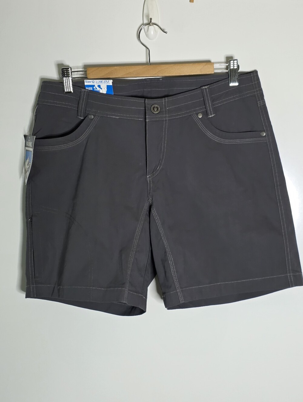 KUHL 'Free Range' Heart Logo Dark Gray Casual Hiking Walking Shorts Size 12 NEW